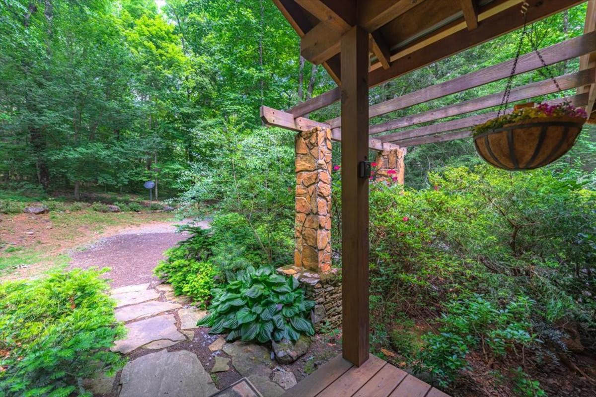 Waterfront Mountain Cabin With Hot Tub Villa บลูริดจ์ ภายนอก รูปภาพ